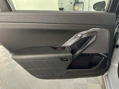 2023 BMW 7 Series 740i