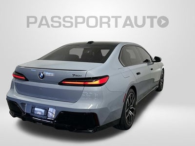 2023 BMW 7 Series 740i