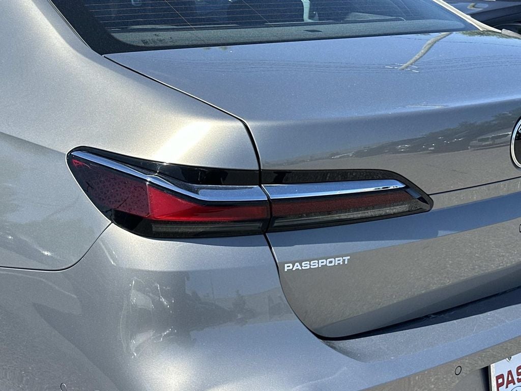 2023 BMW 7 Series 740i