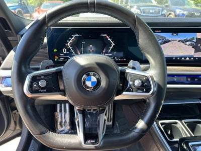 2023 BMW 7 Series 740i