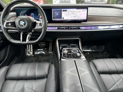 2023 BMW 7 Series 740i