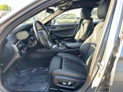 2021 BMW 5 Series 530i