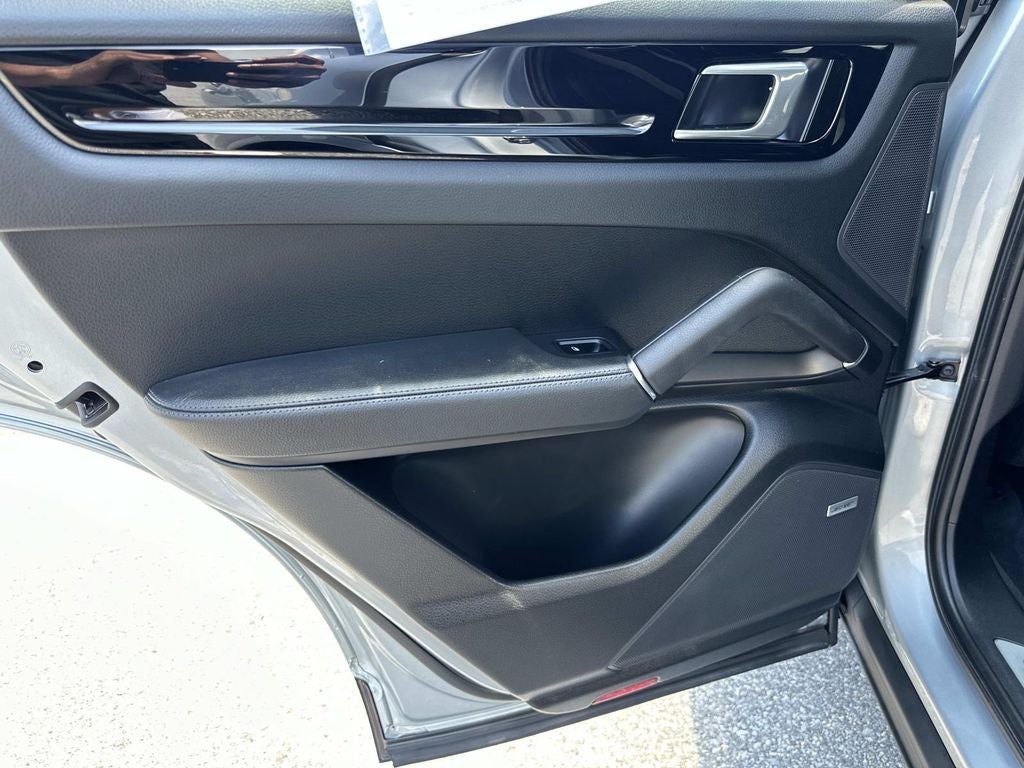 2020 Porsche Cayenne Coupe S