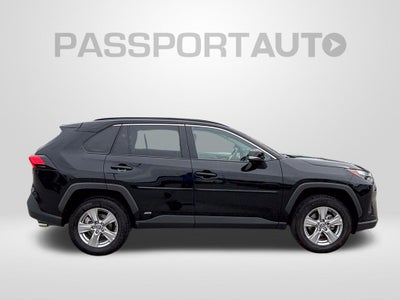 2022 Toyota RAV4 Hybrid XLE