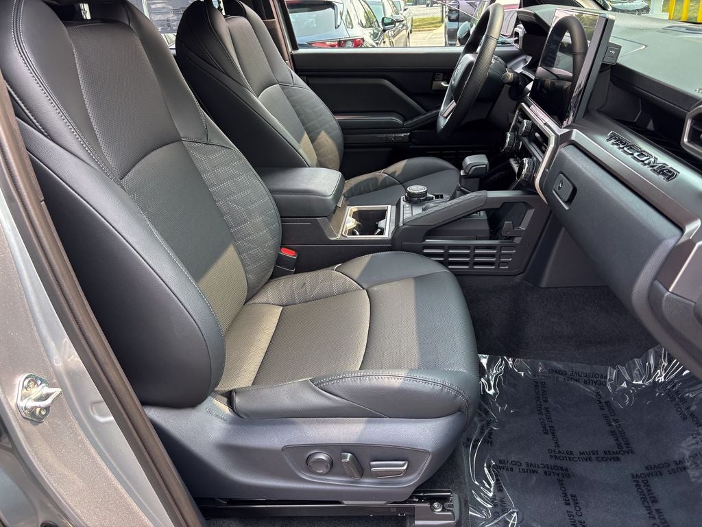 2025 Toyota Tacoma Hybrid TRD Sport