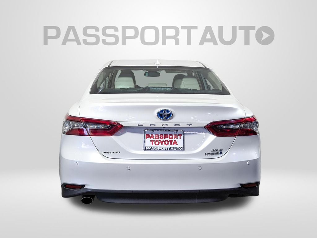 2023 Toyota Camry Hybrid XLE