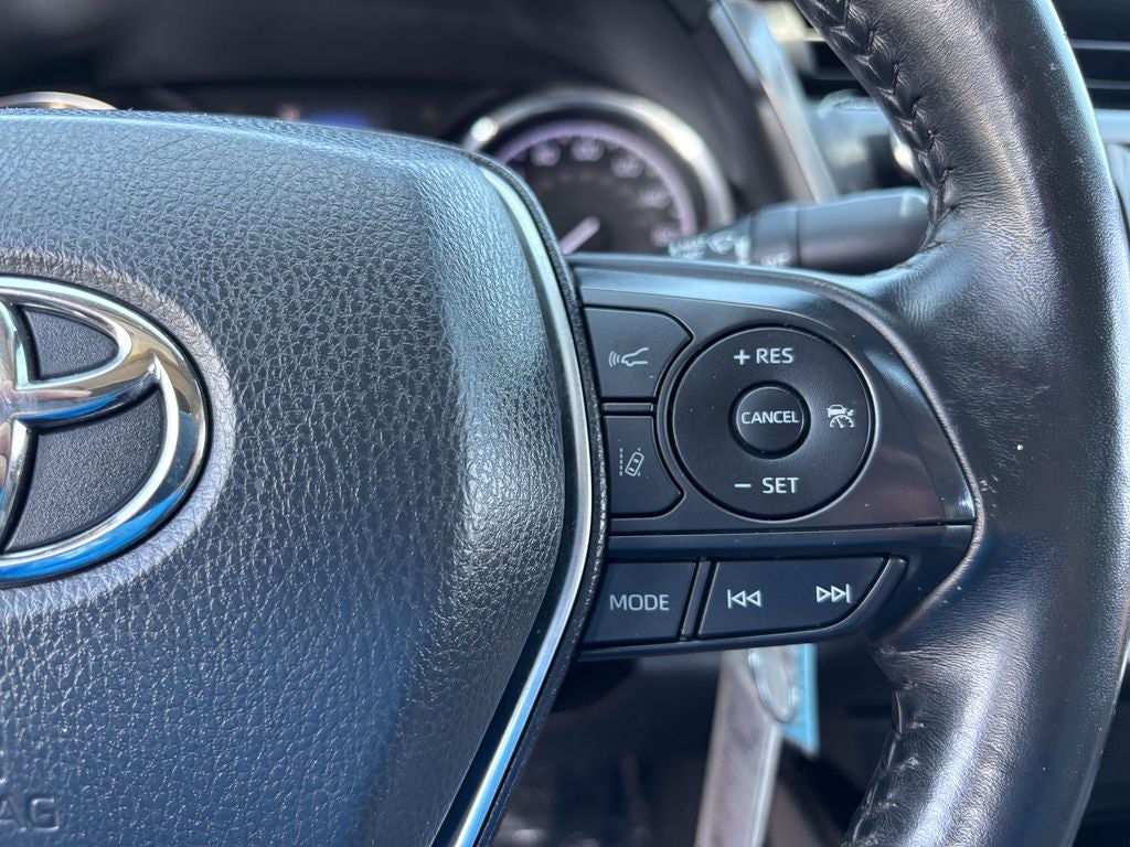 2020 Toyota Camry SE