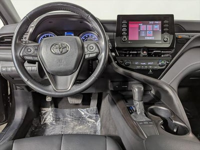 2022 Toyota Camry SE