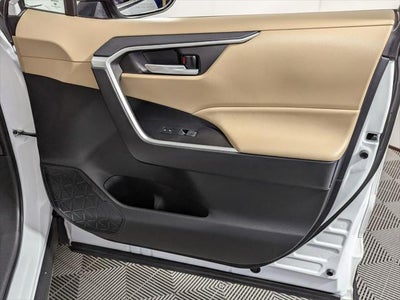 2023 Toyota RAV4 Hybrid XLE Premium