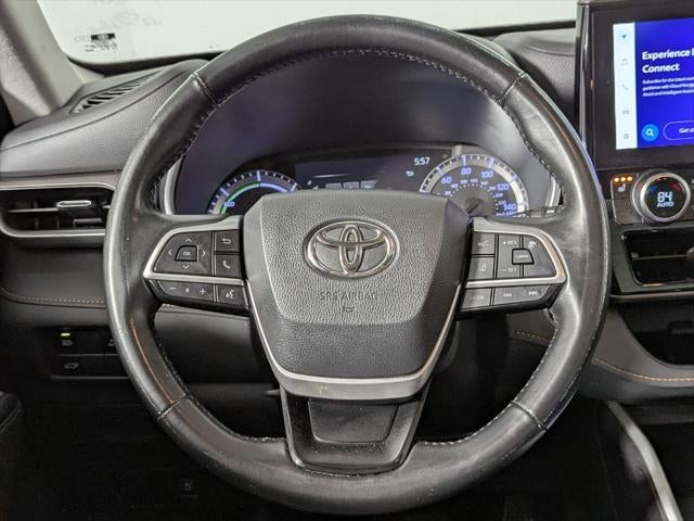 2023 Toyota Highlander Hybrid Bronze Edition