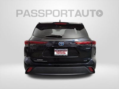 2023 Toyota Highlander Hybrid Bronze Edition
