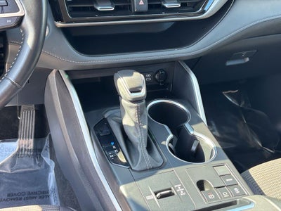 2025 Toyota Highlander LE