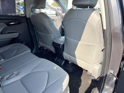 2024 Toyota Highlander XLE