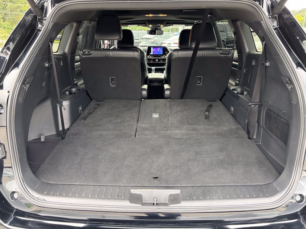 2025 Toyota Highlander XSE