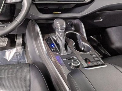 2023 Toyota Highlander Platinum