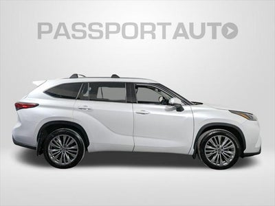2023 Toyota Highlander Platinum