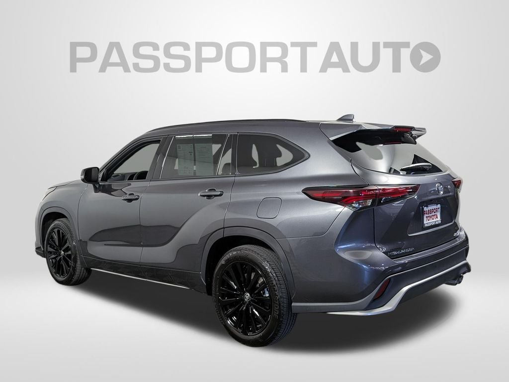 2025 Toyota Highlander XSE