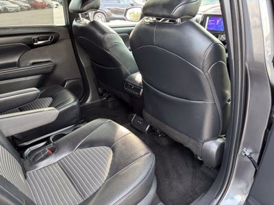 2025 Toyota Highlander XSE
