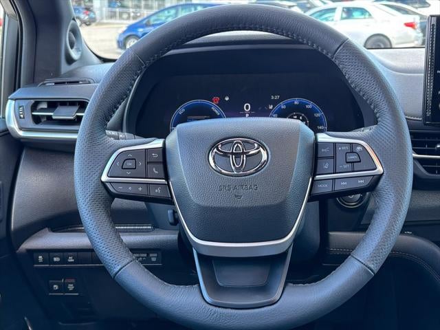 2025 Toyota Sienna Limited 7 Passenger