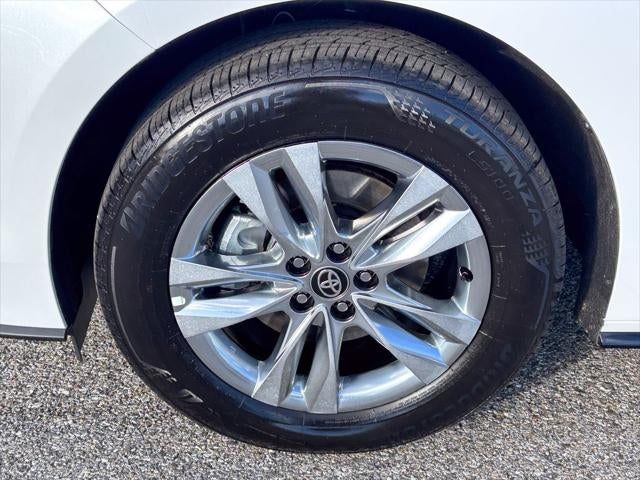 2025 Toyota Sienna Limited 7 Passenger