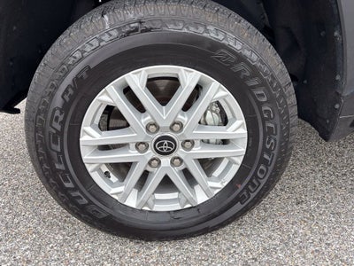 2024 Toyota Tundra SR5