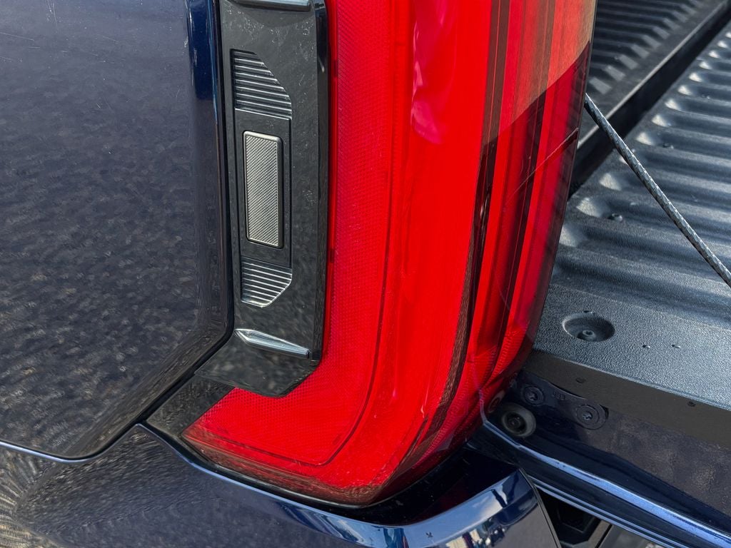 2023 Toyota Tundra Hybrid Platinum