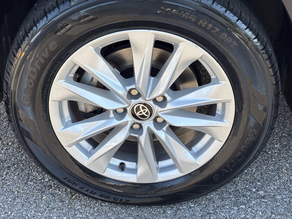 2022 Toyota Corolla Cross LE