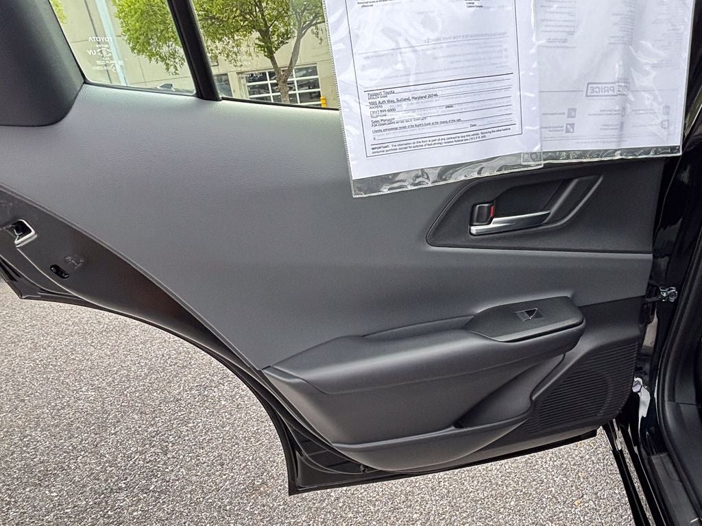 2025 Toyota Prius XLE