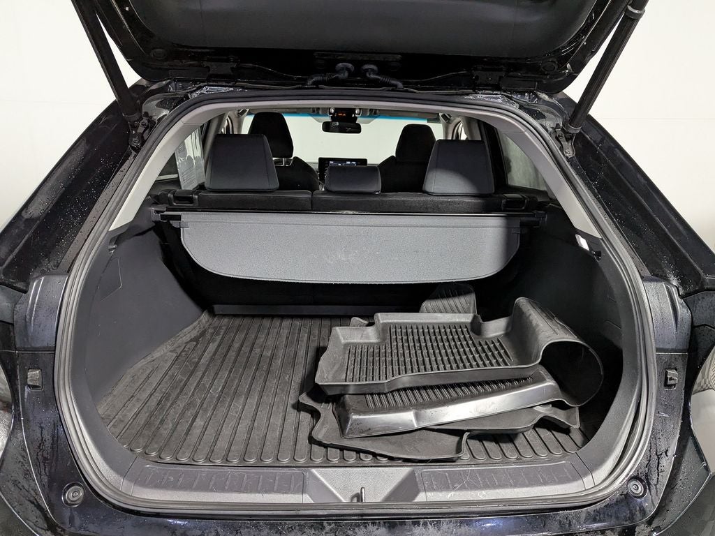 2022 Toyota Venza LE