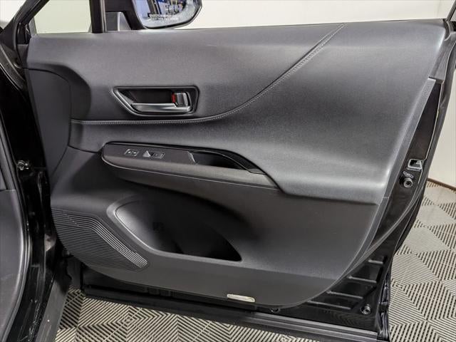 2022 Toyota Venza LE