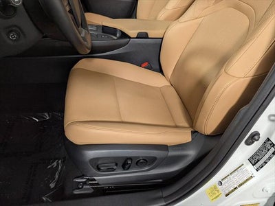 2023 Lexus UX 250h Premium