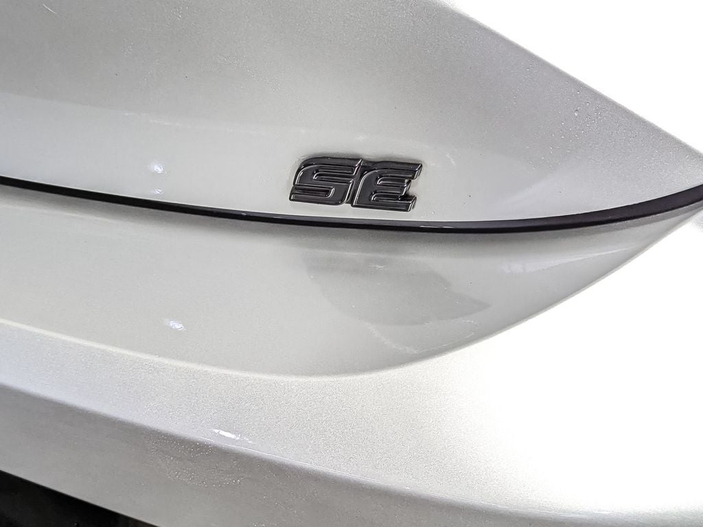 2023 Toyota Corolla Hatchback SE