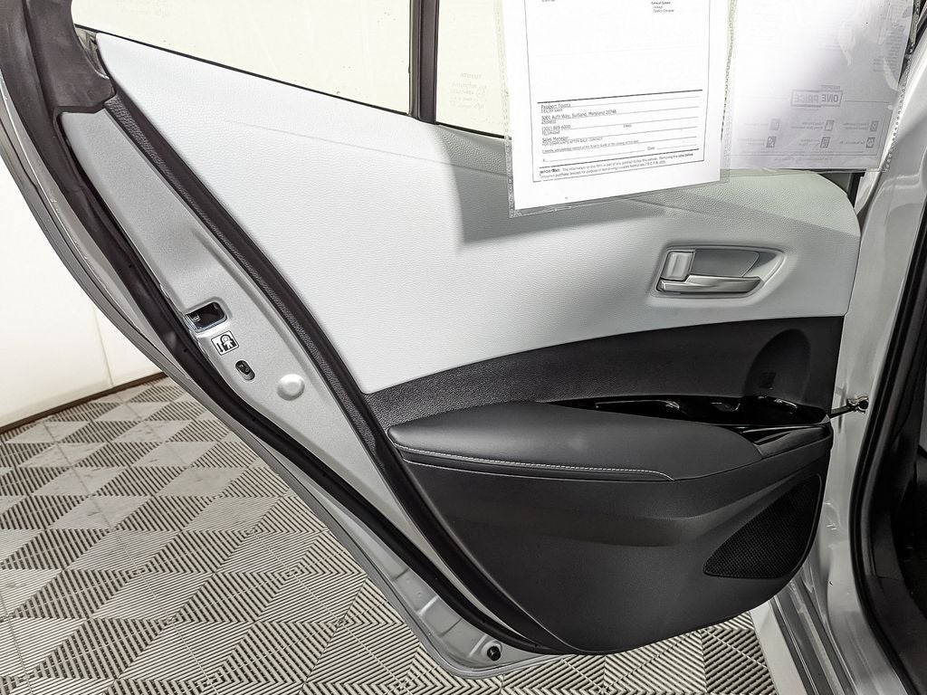 2023 Toyota Corolla Hatchback SE