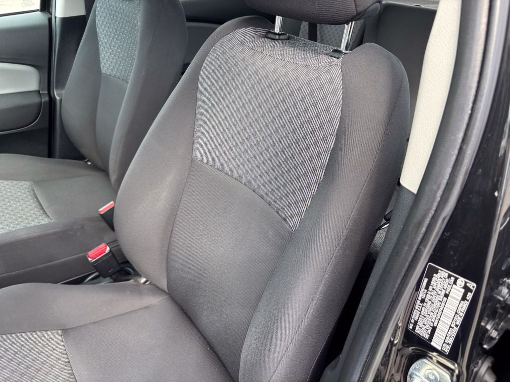 2015 Toyota Yaris LE